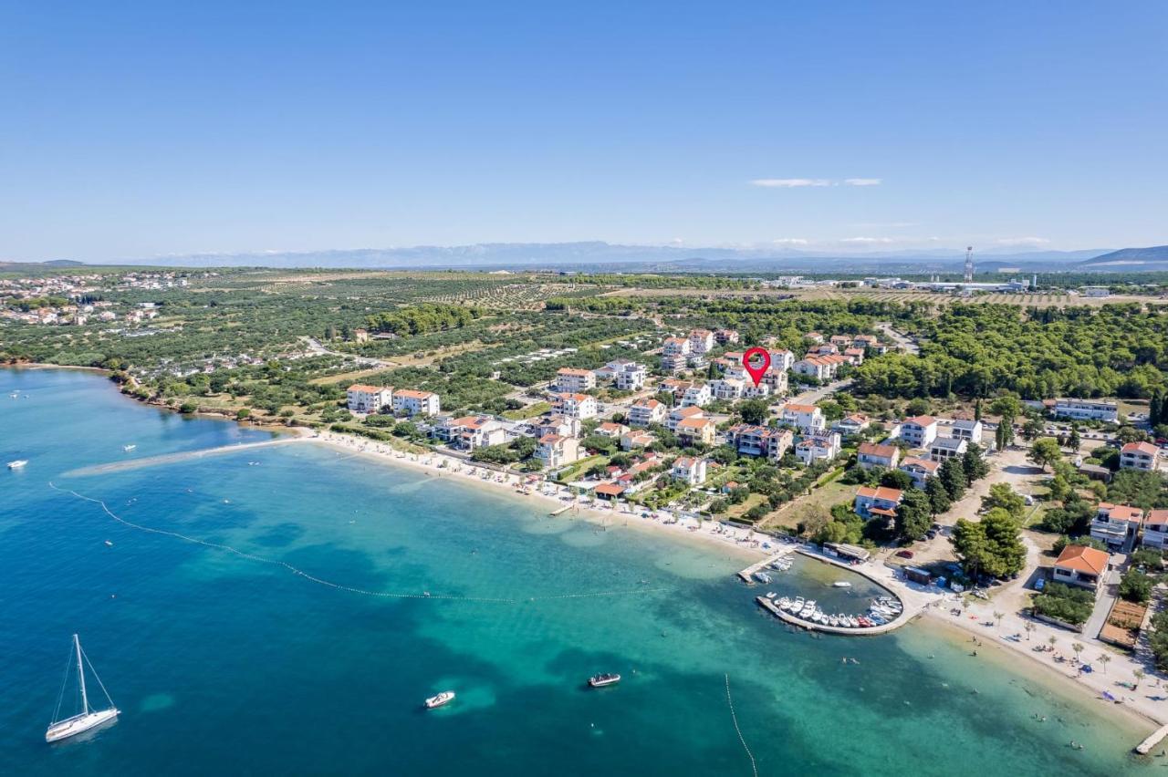 Residence Jonathan Биоград на Мору Екстериор снимка