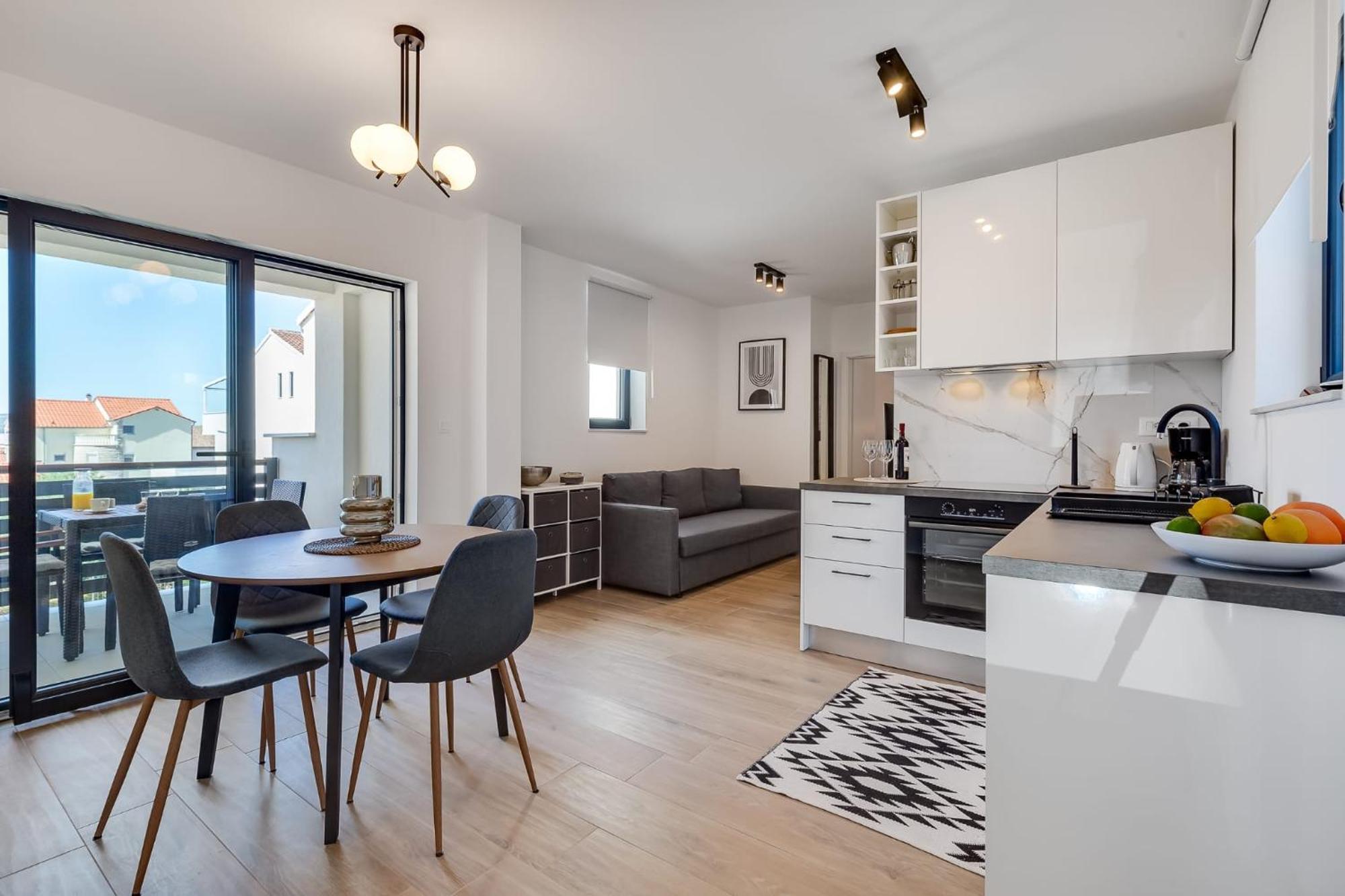 Residence Jonathan Биоград на Мору Екстериор снимка